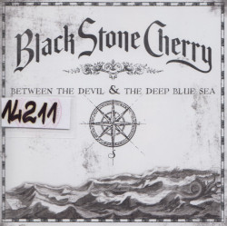Skan okładki: Between The Devil & The Deep Blue Sea
