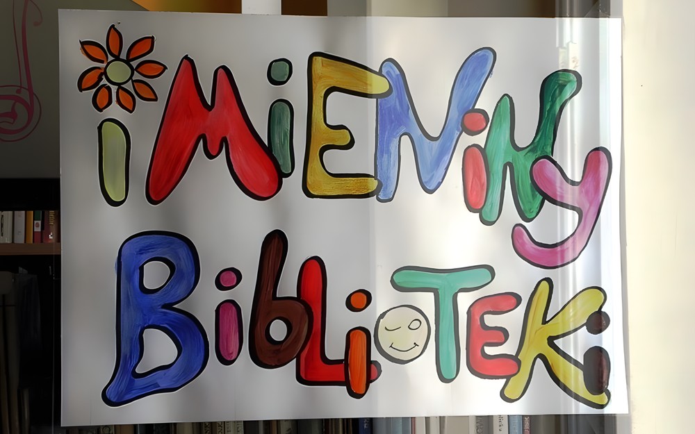 W BIBLIOTECE NA IMIENINACH