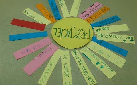 Praca plastyczna "Przyjaźń"