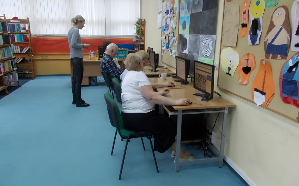 Uczestnicy kursu podczas zajęć