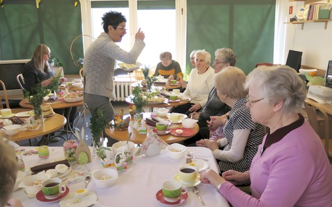 Czytelnicy „książek mówionych” w czasie spotkania świątecznego