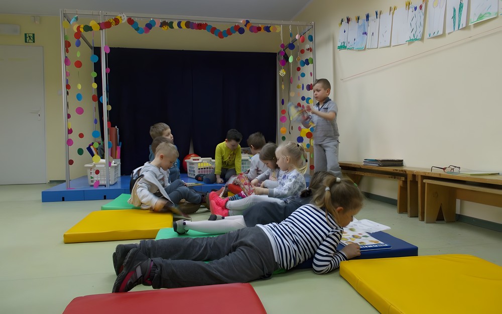 Można i na leżąco oglądać ksiązki