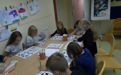 Rebusy to wyzwanie dla każdego uczestnika zajęć