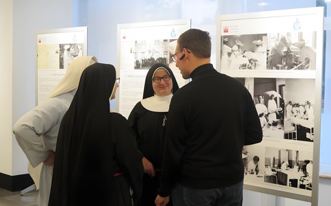 Wernisaż wystawy „Pielęgniarki w habitach. Żeńskie zgromadzenia zakonne w posłudze chorym”