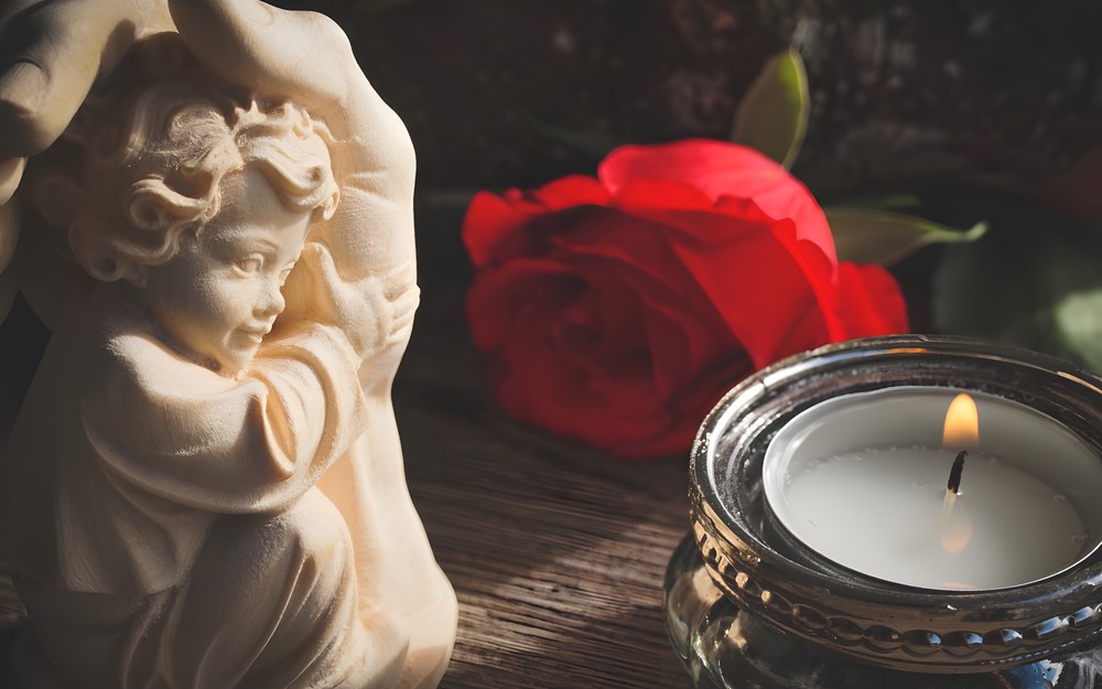 Źródło zdjęcia: pixabay.com. Grafika ilustrująca dzień Wszystkich Świętych