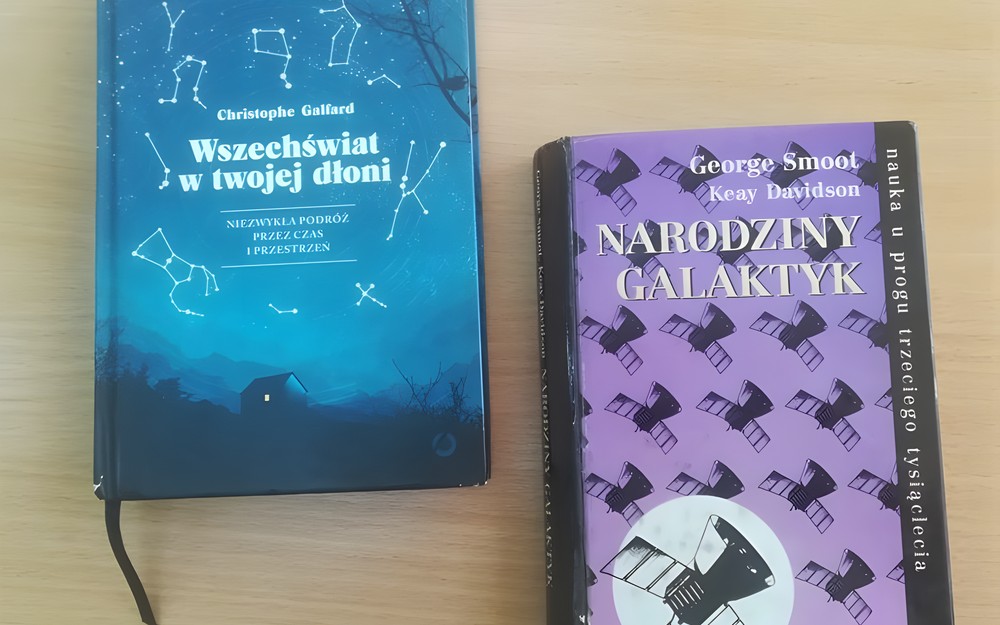 na zdjęciu książki