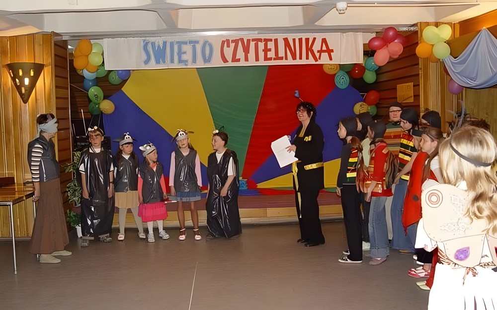 Bal u Pchły Szachrajki