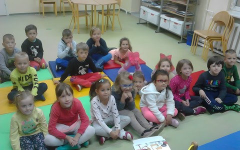 Dzieci podczas zajęć