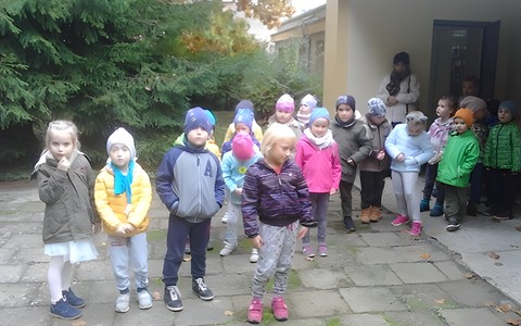 Dzieci podczas zajęć