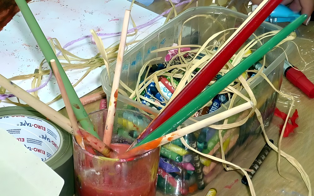 Oswajanie sztuki - kolorowa zabawa zmysłami