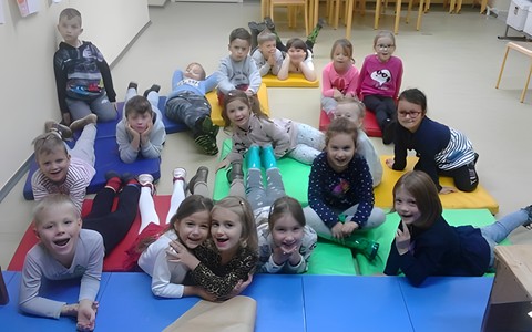 Dzieci podczas zajęć