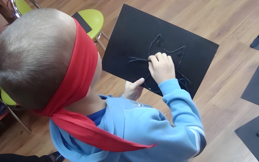 Czarna książka kolorów