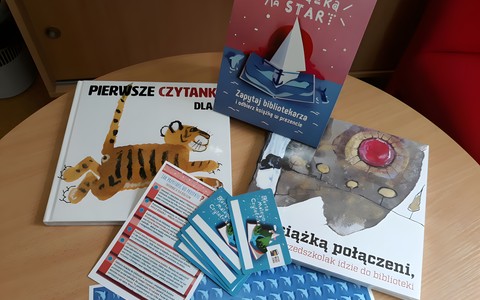 Zdjęcie zachęcające do udziału w akcji Mała książka - Wielki człowiek.