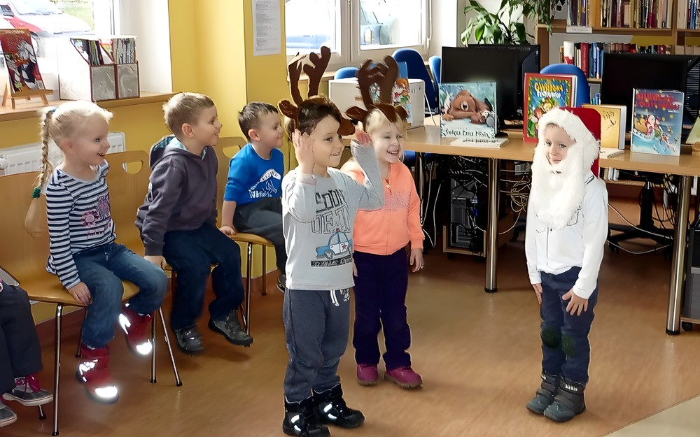 Spotkanie mikołajkowe z czterolatkami