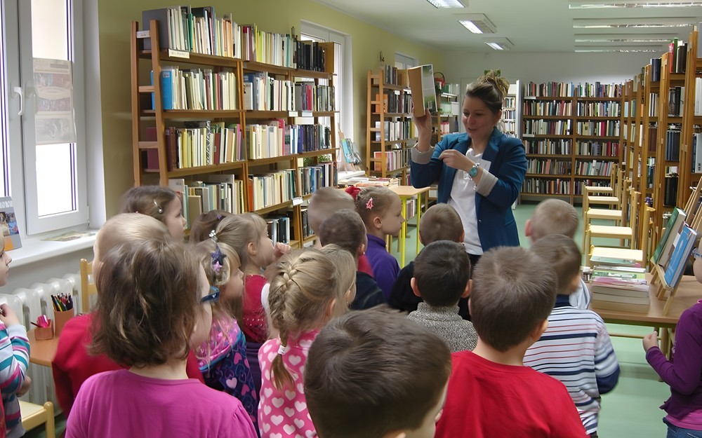 Poznajemy bibliotekę