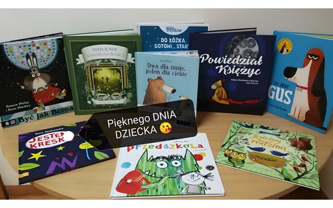 Na zdjęciu książeczki dla dzieci z naszych zbiorów