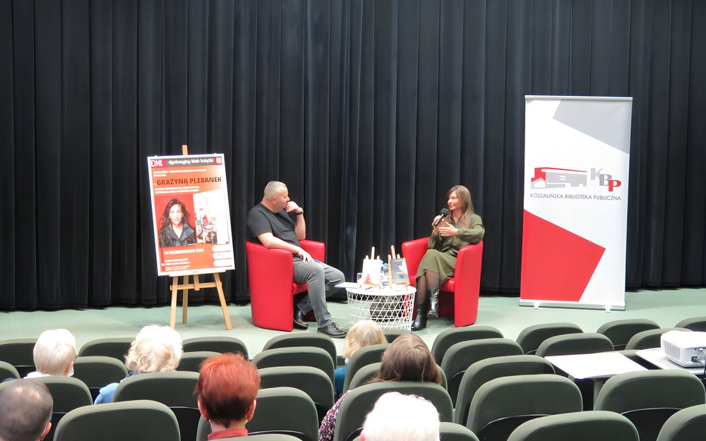 Grażyna Plebanek odpowiada na pytanie Piotra Pawłowskiego.