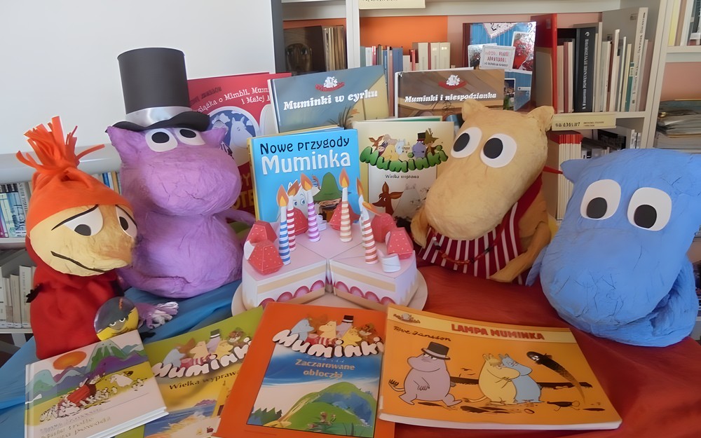 Tygryski w bibliotece