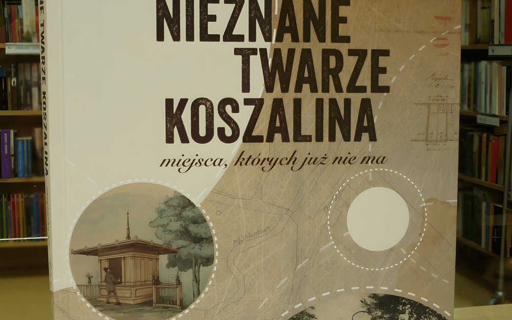 na zdjęciu książka