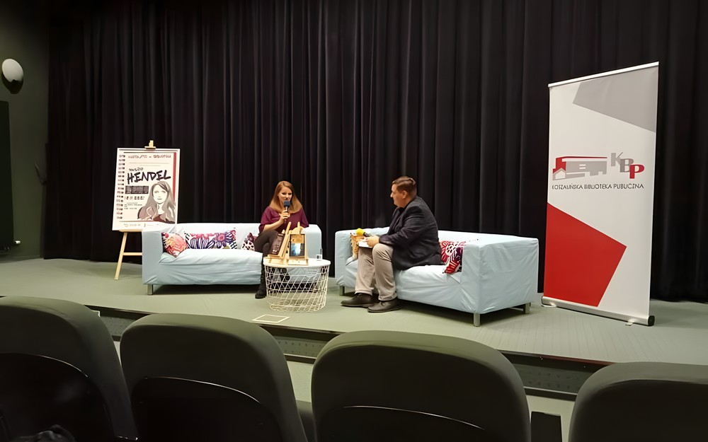 Spotkanie autorskie z Pauliną Hendel w Budynku Głównym.