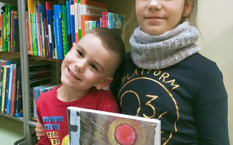 Kuba z siostrą  Hanią