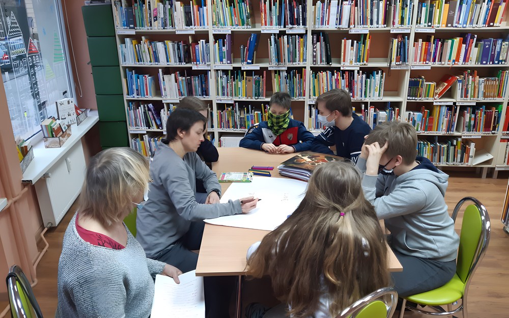 Piątkowe spotkania naszej gazetki "Głos dziecięcy"