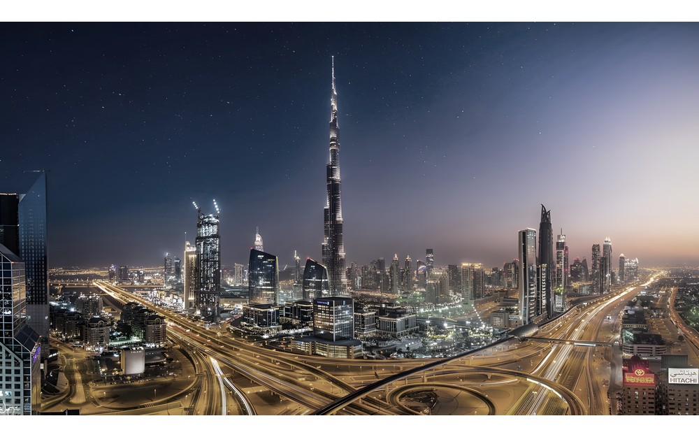 Fotografia przedstawiająca panoramę Dubaju