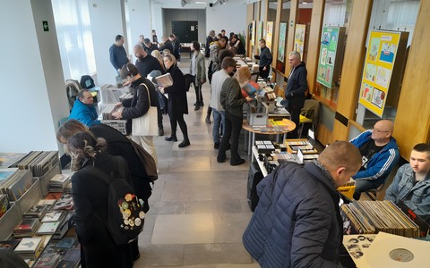 Uczestnicy Płytowej Giełdy GraMuzyka