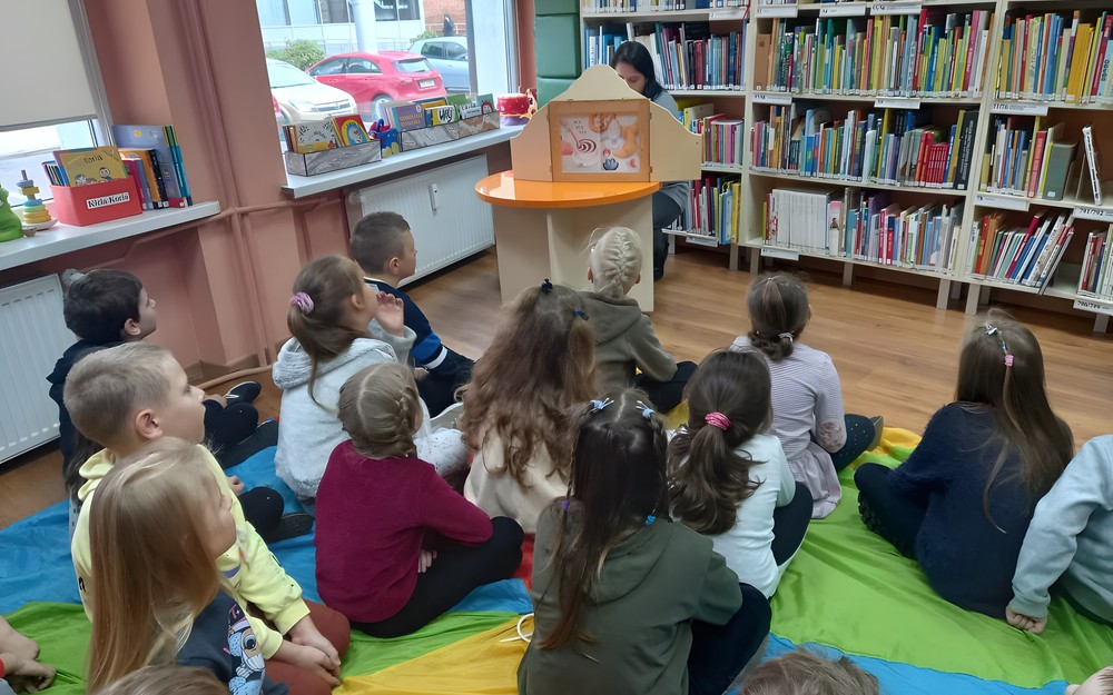 Teatrzyk Kamishibai i Szkoła Podstawowa nr 4