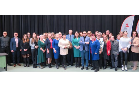 Uczestnicy powiatowej konferencji "Biblioteki publiczne powiatu koszalińskiego"