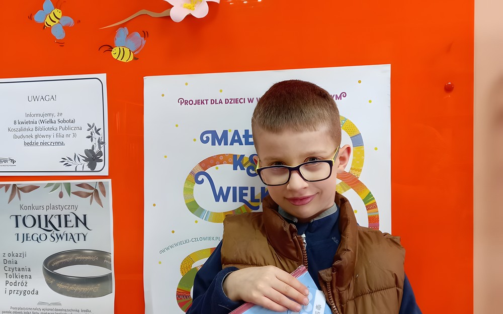 Nowy czytelnik Patryk wraz z wydanym pakietem!!!