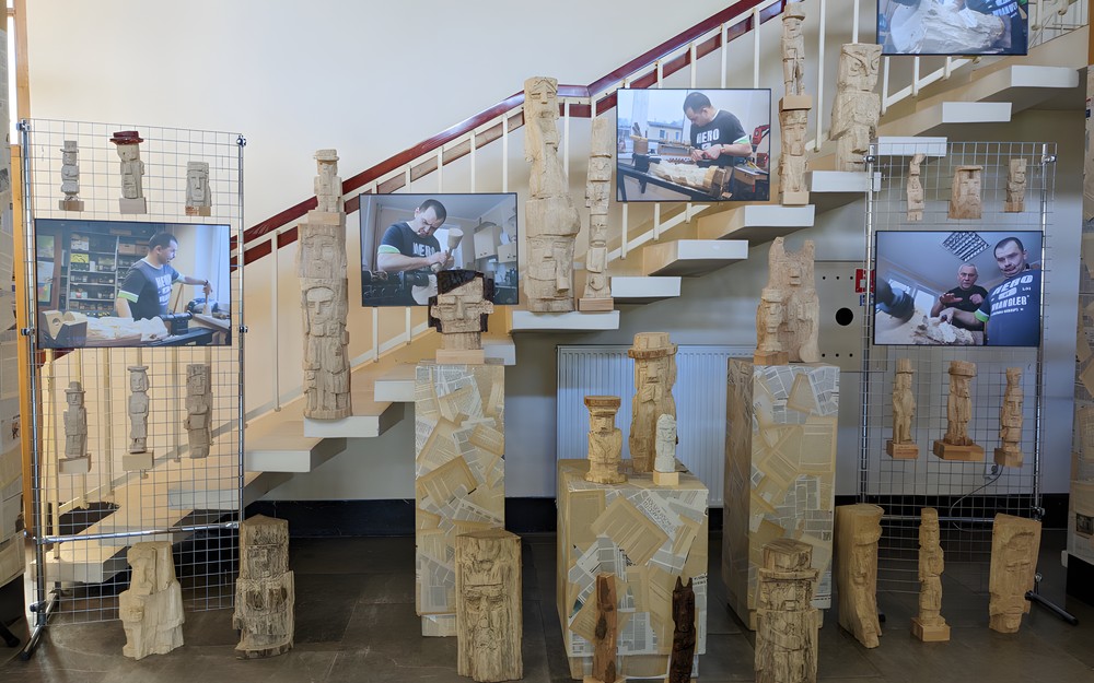 Fragment wystawy Jacka Ciechanowicza