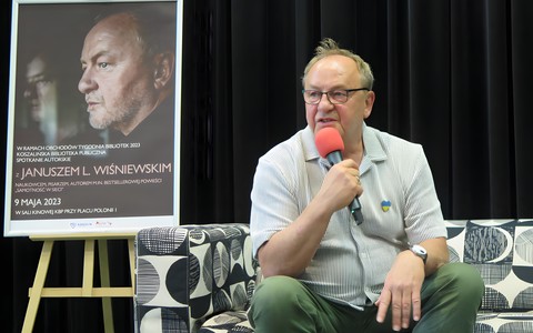 Janusz L. Wiśniewski podczas spotkania.