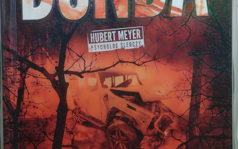 Okładka książki „Urodzony morderca” Katarzyny Bondy