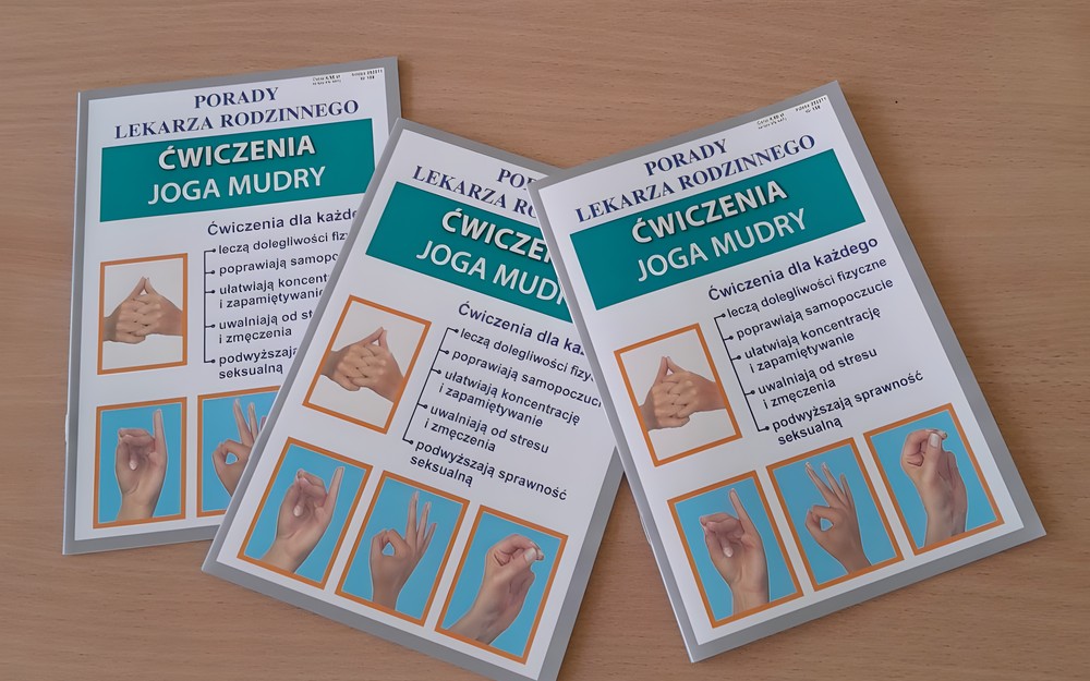 na zdjęciu książki