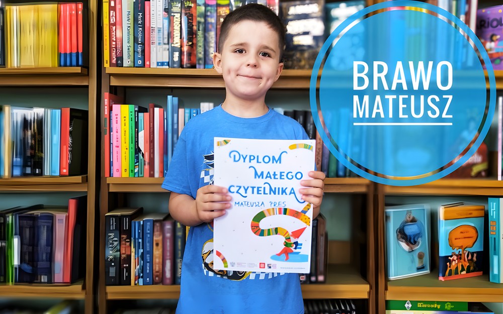 Zdjęcie Mateusza z dyplomem