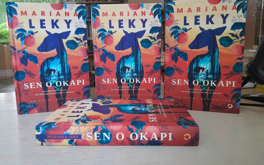 na zdjęciu książki