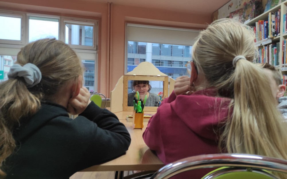 Klub Miłośników Książki i teatrzyk Kamishibai