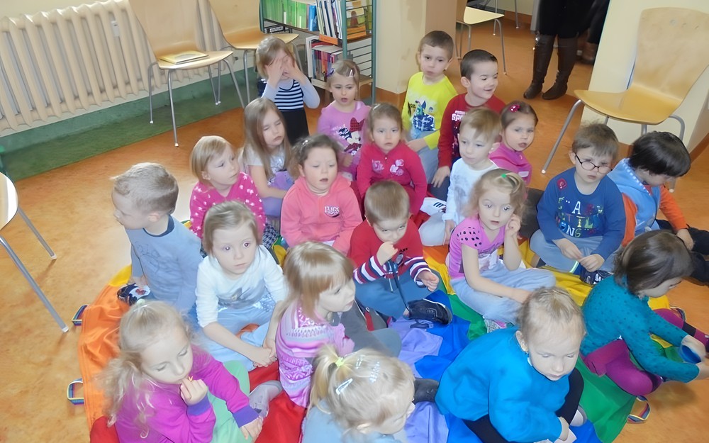 WIOSENNE SPOTKANIE BIEDRONEK Z MOTYLAMI