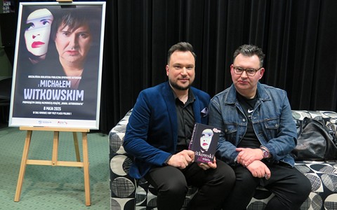 Marcin Napierała (po lewej) i Michał Witkowski na scenie KBP.