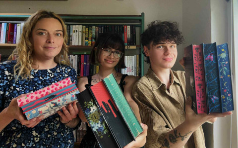 Bibliotekarka ze studentami