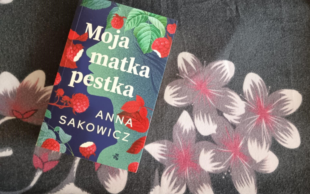 Na zdjęciu książka