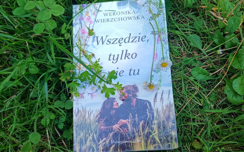 Na zdjęciu książka