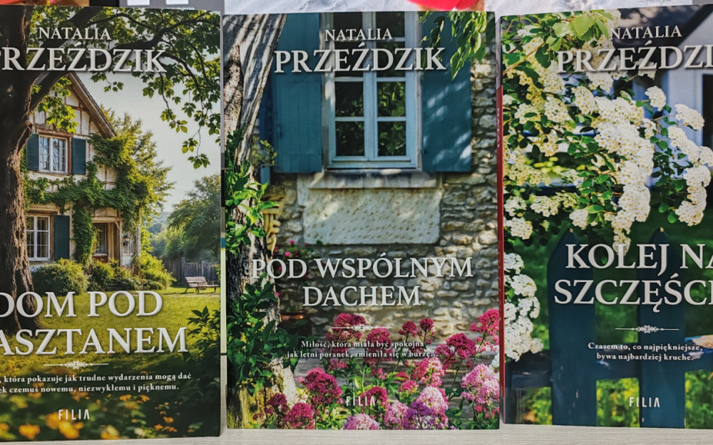 Okładki trzech książek z cyklu „Historie galicyjskie” Natalii Przeździk