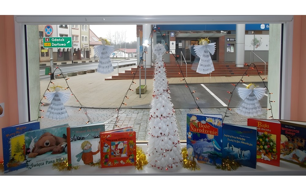 Święty Mikołaj w bibliotece