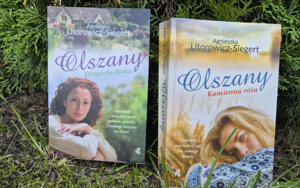 Książki Olszany. Droga do domu, Olszany. Kamienna róża