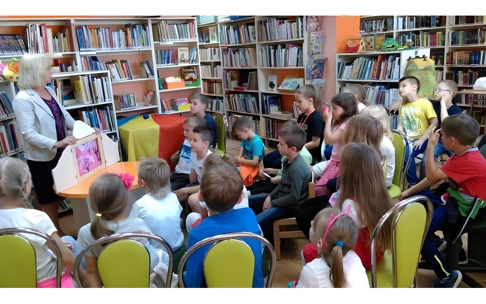 Wiosenna przygoda z teatrzykiem Kamishibai