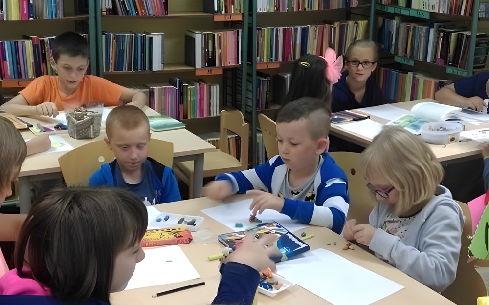 Zajęcia wakacyjne w bibliotece