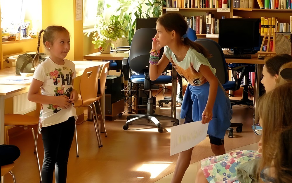 Gimnastyka języka i teatrzyk Kamishibai