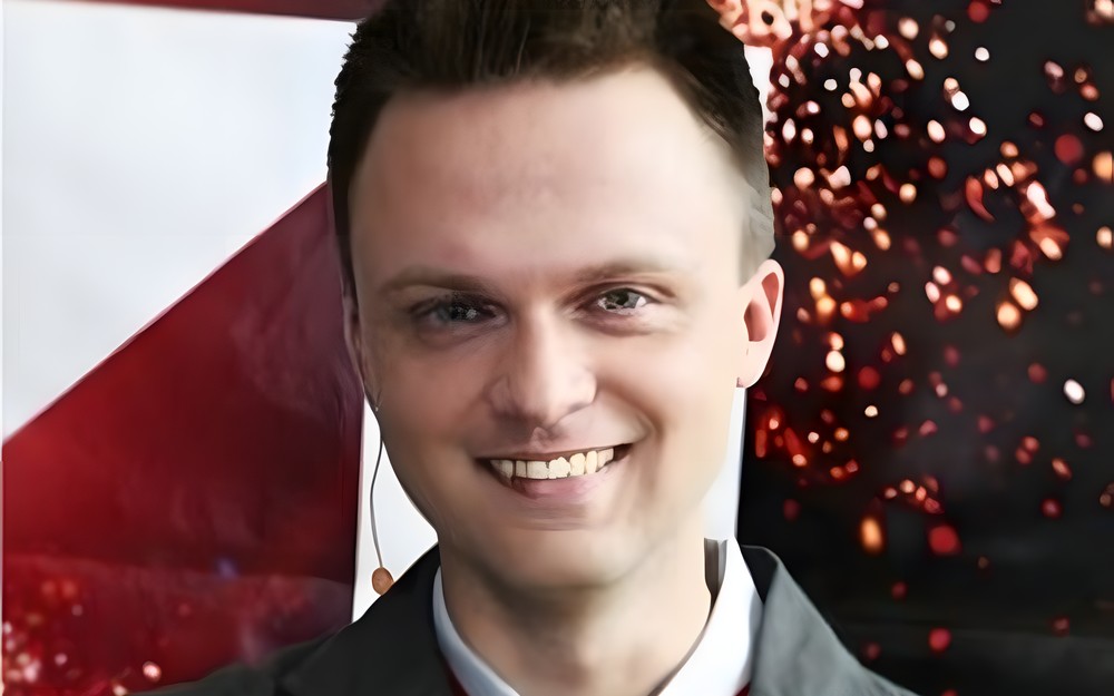 Zmiana terminu spotkania z Szymonem Hołownią